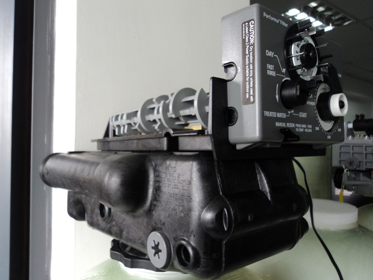 阿图祖多路控制阀